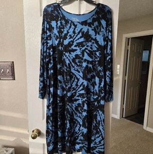 Blue and Black Tie-Dye Knee-Length Knit Dress